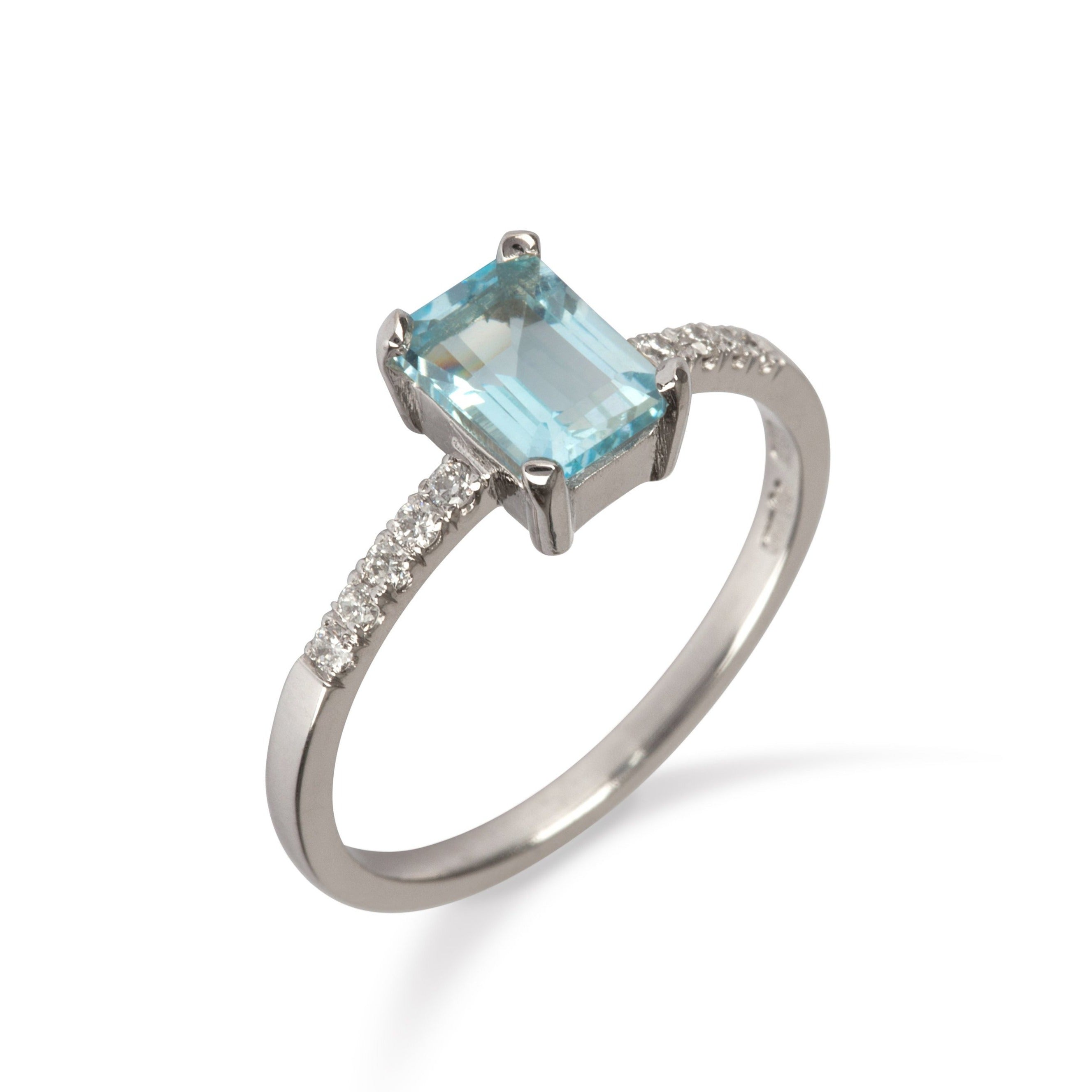 Blue topaz on sale gold ring