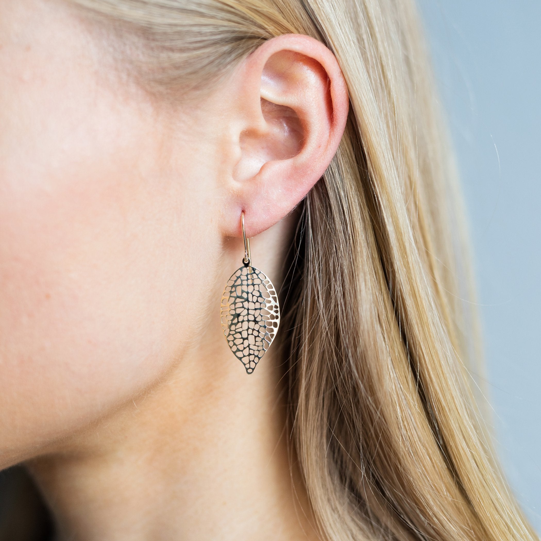 9kt Gold Leaf Drop Earrings