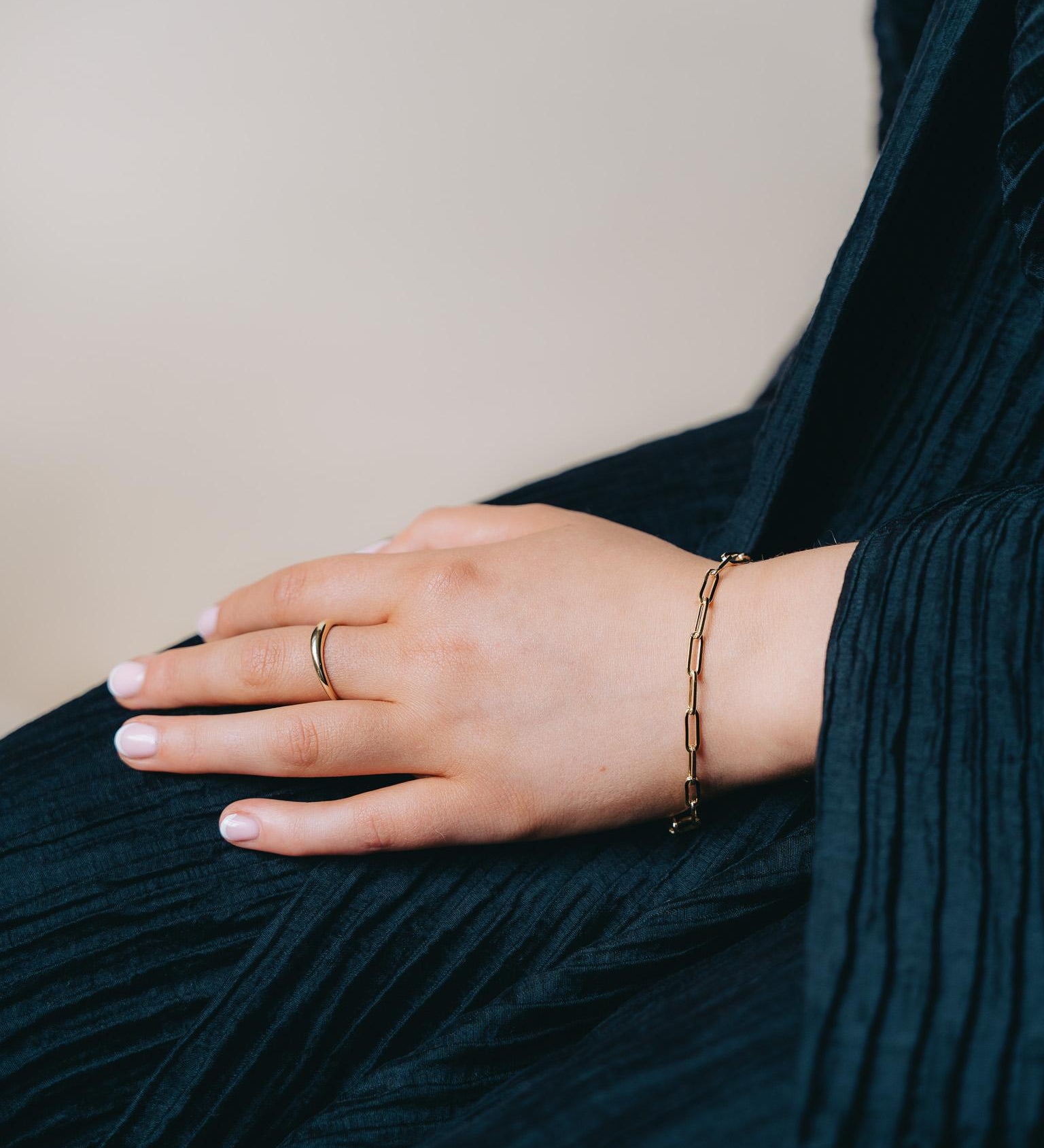 9kt Gold Classic Paperclip Bracelet