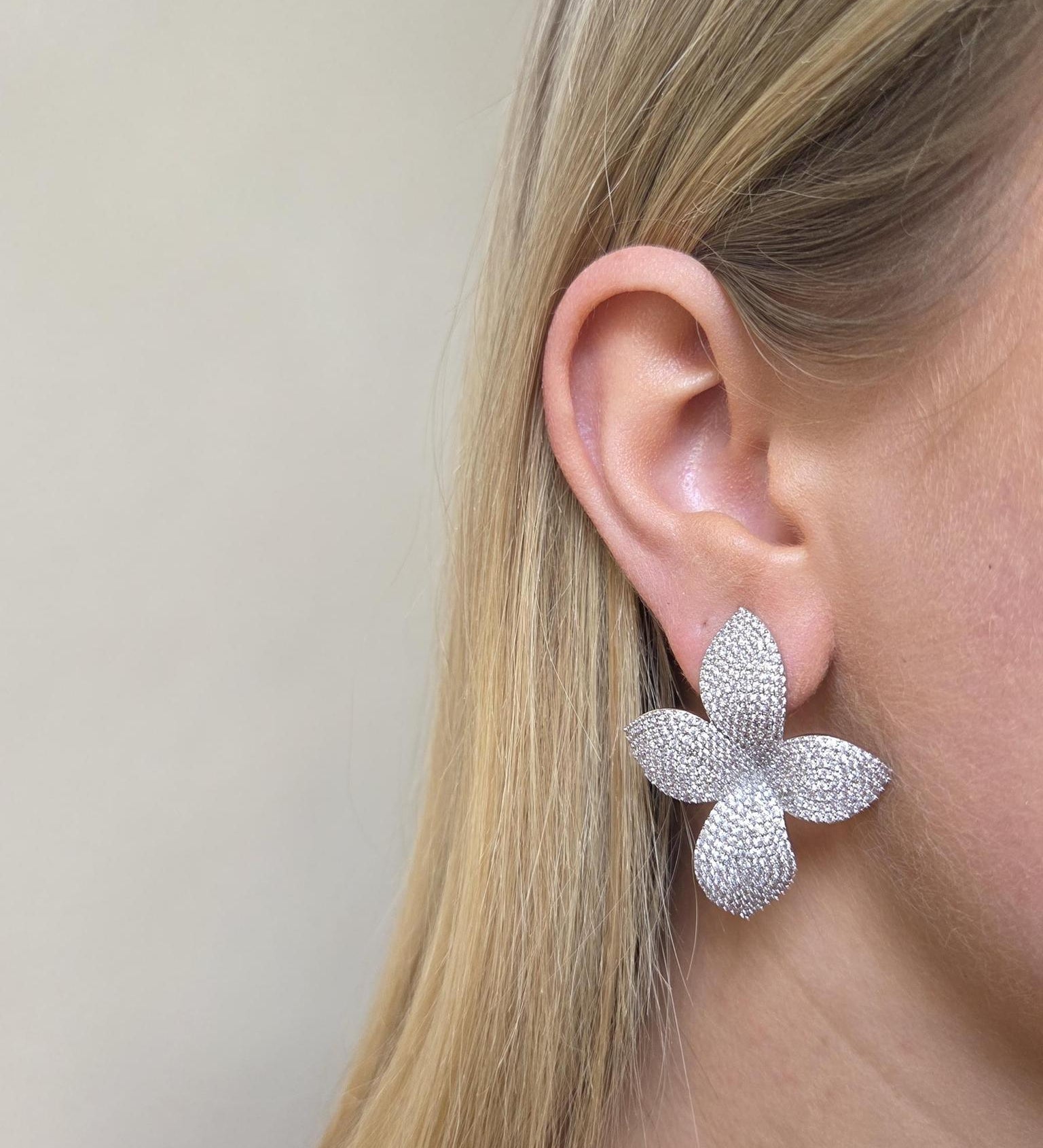 White Willow Stud Earrings