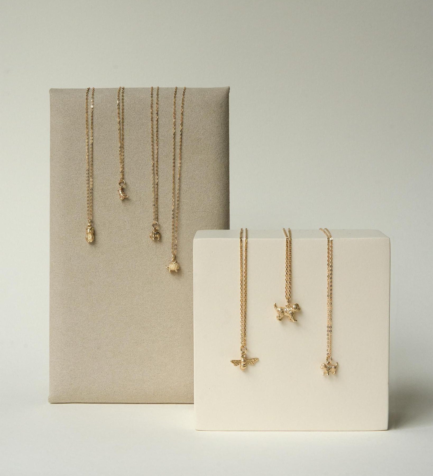 9kt Gold Bird Pendant Necklace