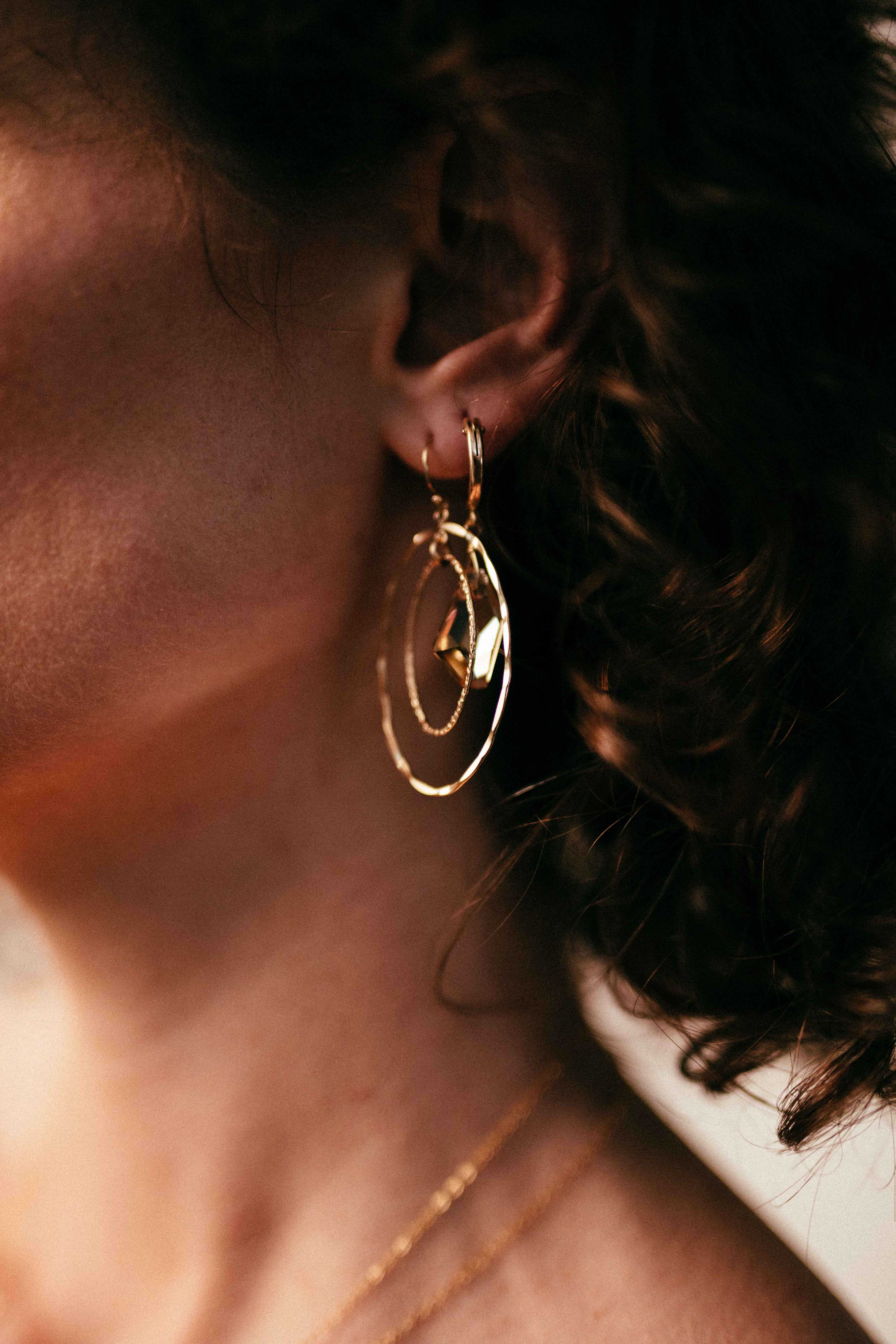 Momuse earrings discount
