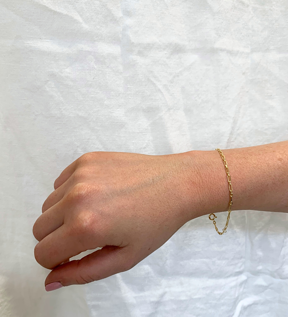 9kt Gold Fine Paperclip Chain Bracelet
