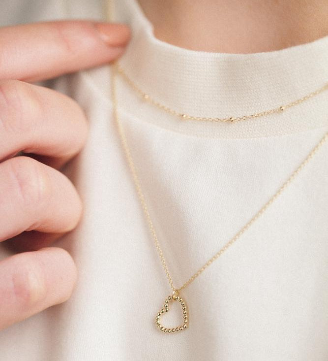 9kt Yellow Gold Beaded Heart Pendant Necklace