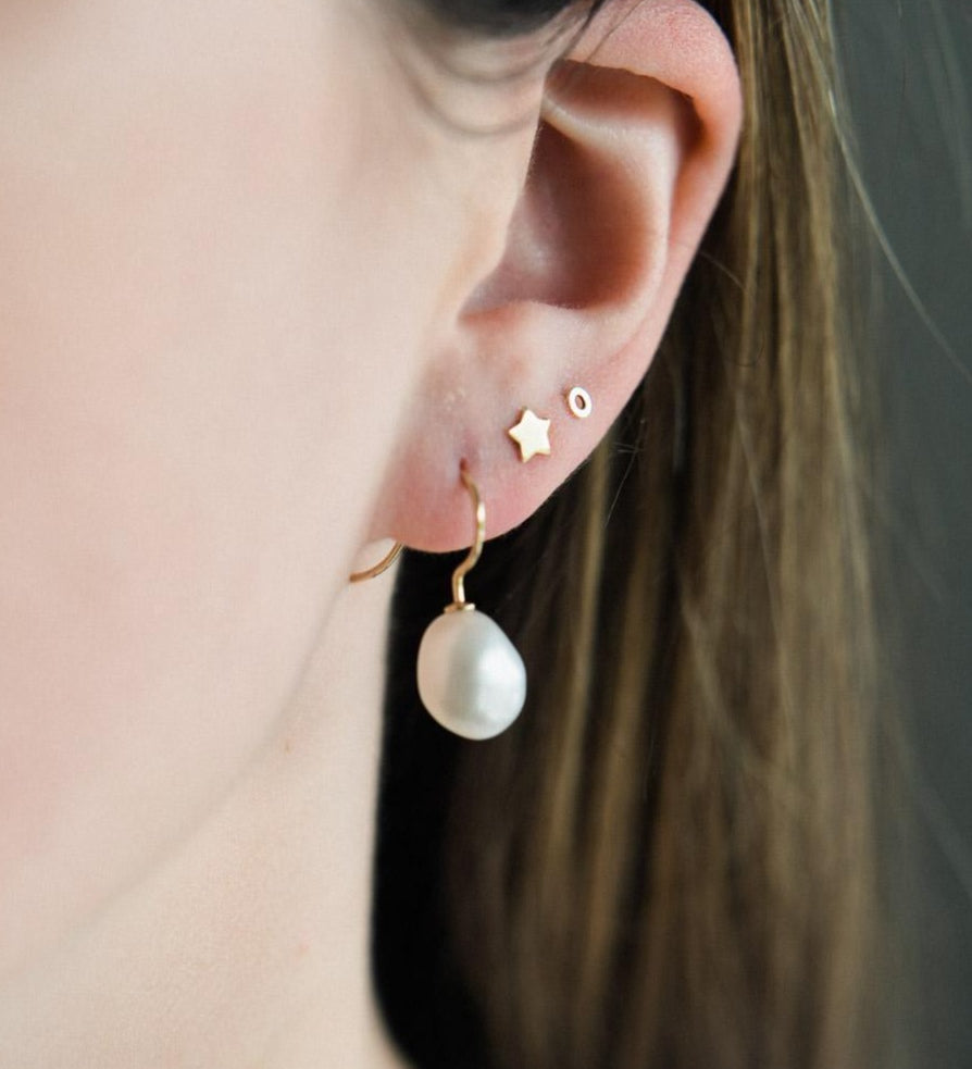 9kt Gold Irregular Pearl Drop Earrings