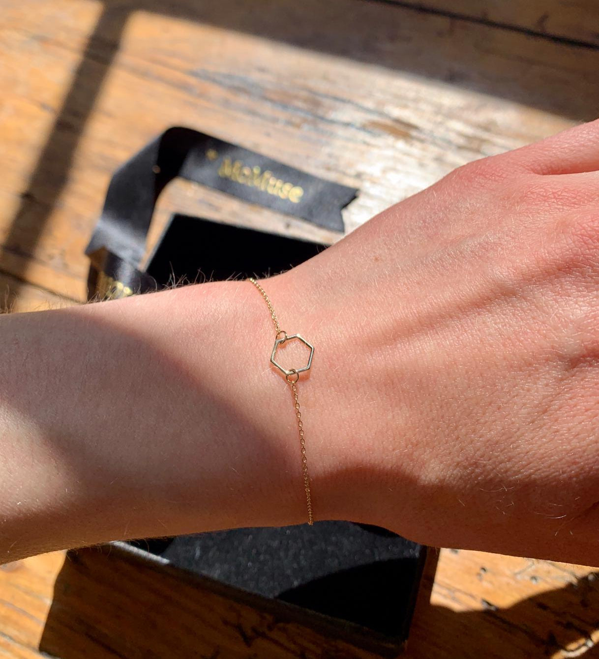 9kt Gold Hexagon Chain Bracelet